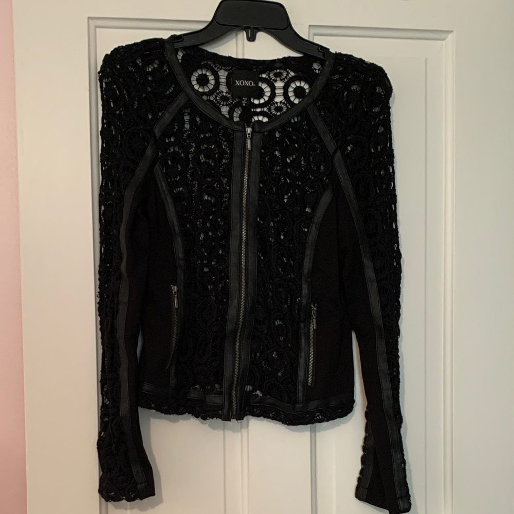 XOXO Women's Elegant Black Lace Blazer